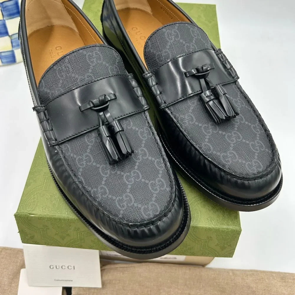 Men’s Gucci, GG Supreme tassel loafers size 12 made in Italy